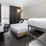 Otel Western Premier Chc Airport 4*
