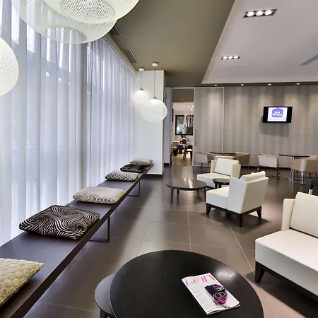 Western Premier Chc Airport Szálloda Genova