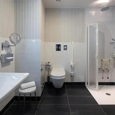 Western Premier Chc Airport 4*