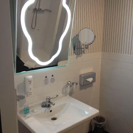 Western Premier Chc Airport 4* Генуя