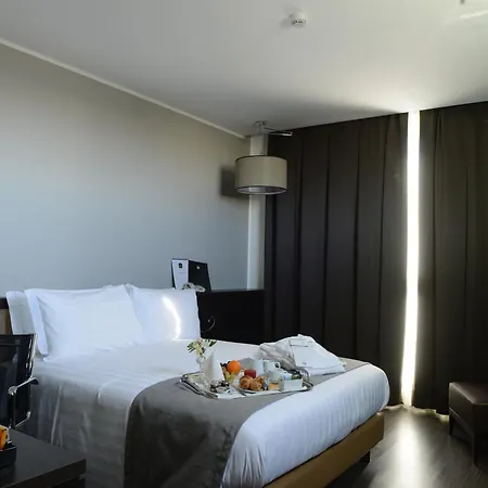 호텔 베스트 웨스턴 프리미어 Chc 에어포트