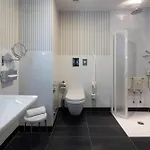 Western Premier Chc Airport 4*