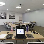 Western Premier Chc Airport Hotel 4*