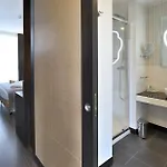 Western Premier Chc Airport Hotel 4*