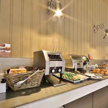 Western Premier Chc Airport Genova