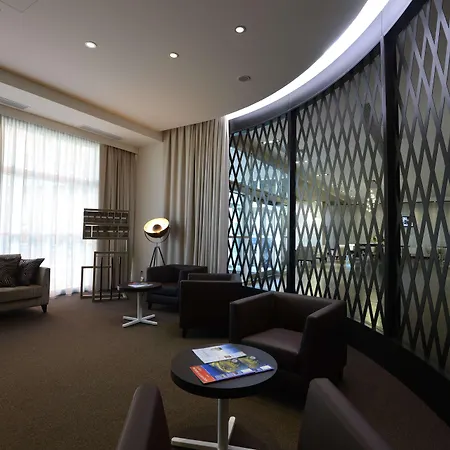 Western Premier Chc Airport Hotel 4*