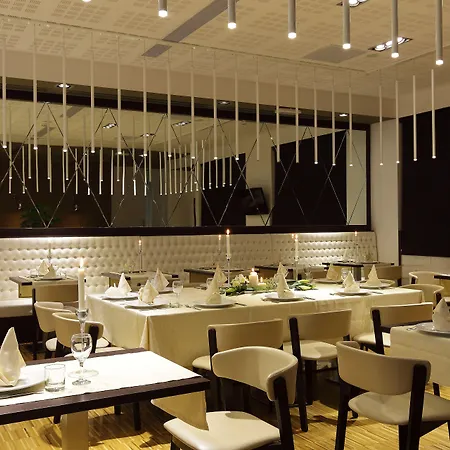 Western Premier Chc Airport Szálloda Genova