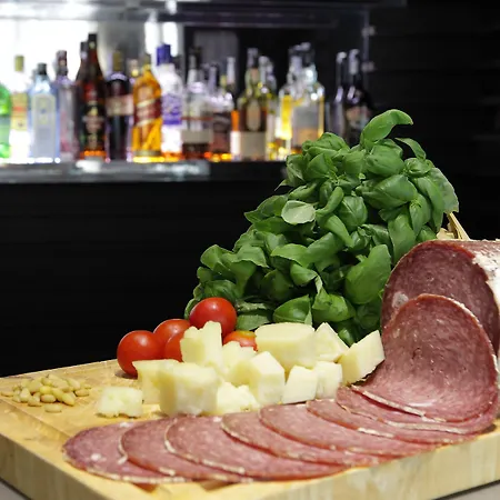 Western Premier Chc Airport