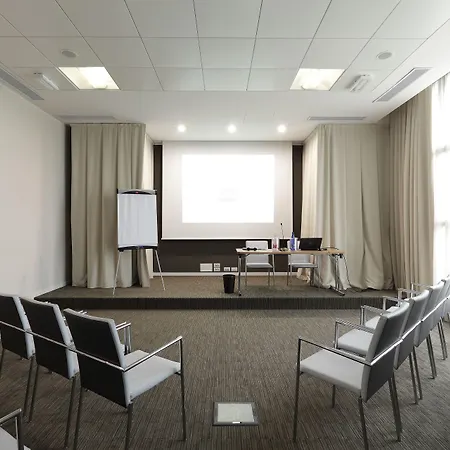 Western Premier Chc Airport 4* Genova