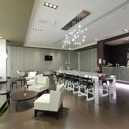 Western Premier Chc Airport Hotel Genova