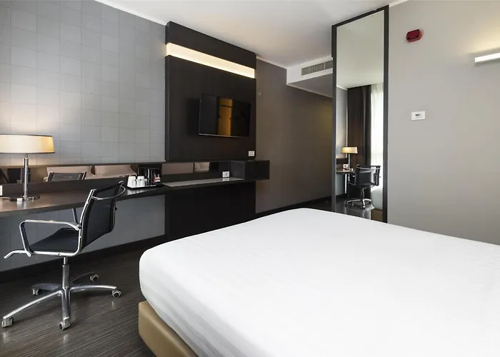 Western Premier Chc Airport 4* Génova