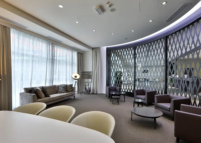 Western Premier Chc Airport 4*