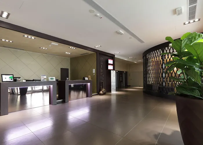 Western Premier Chc Airport Hotel 4*