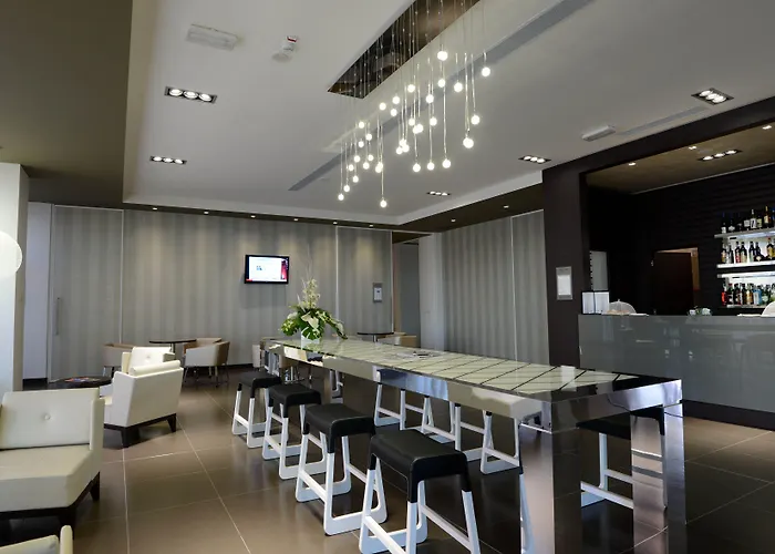 Western Premier Chc Airport Hotel