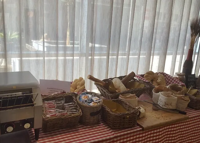 Western Premier Chc Airport