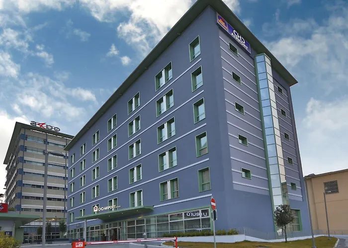 Western Premier Chc Airport 4*