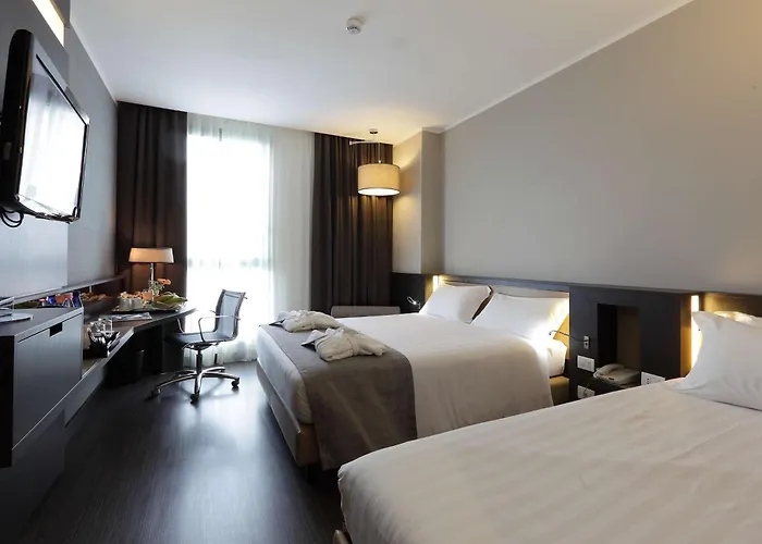 Western Premier Chc Airport Hotel