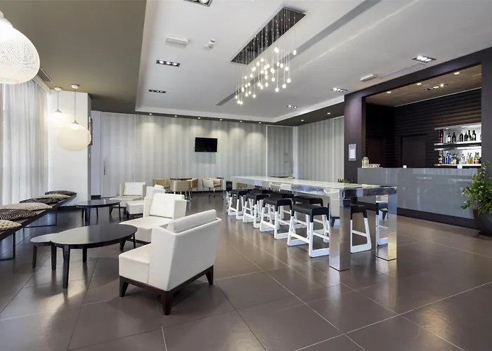 Western Premier Chc Airport Hotel Génova