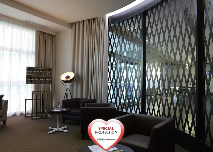 Western Premier Chc Airport Hotel