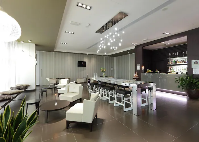 Western Premier Chc Airport Hotel Génova